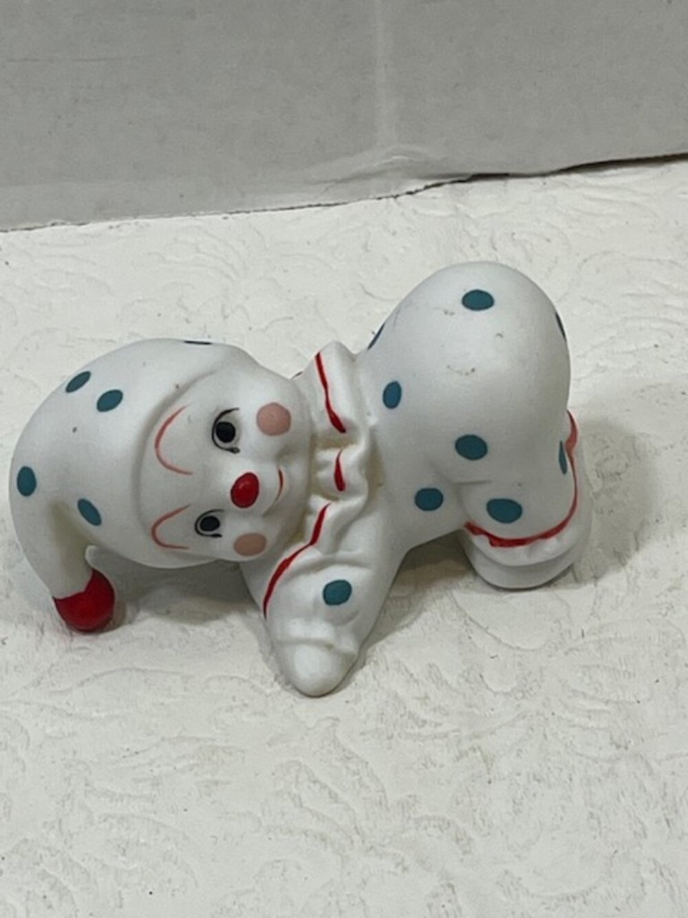 VTG Porcelain Crawling Playful Baby Clown Figurine Polka Dots Table Decor 3"x2"